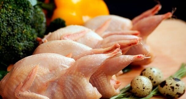 Ovos de galiña e codorniz para potenciar